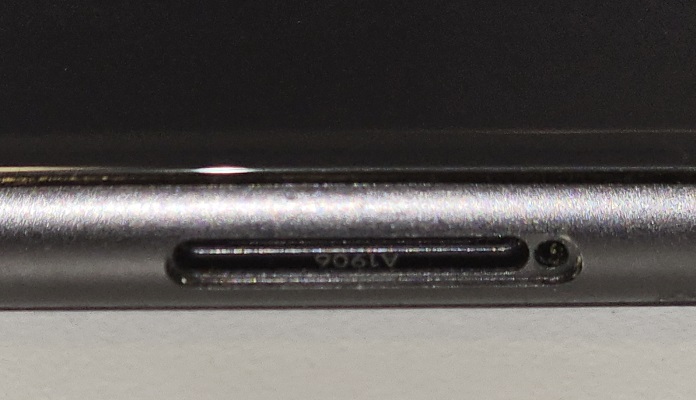起動しないiPhoneSE2とiPhoneSE3を見分ける方法